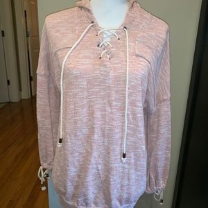 Women's Easel Top